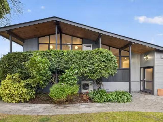 432 Ilam Road, Bryndwr, NZ 8052 House for Sale