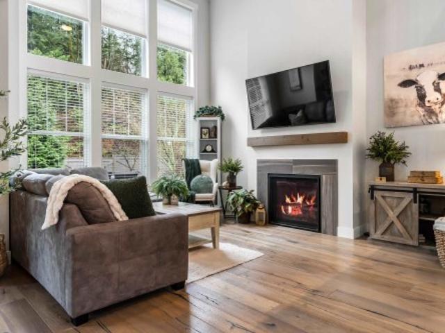 43360 Creekside Circle, Lindell Beach, BC, V2R 0Z4 Single Family Property For Sale | Listing ID R3137 | Royal LePage