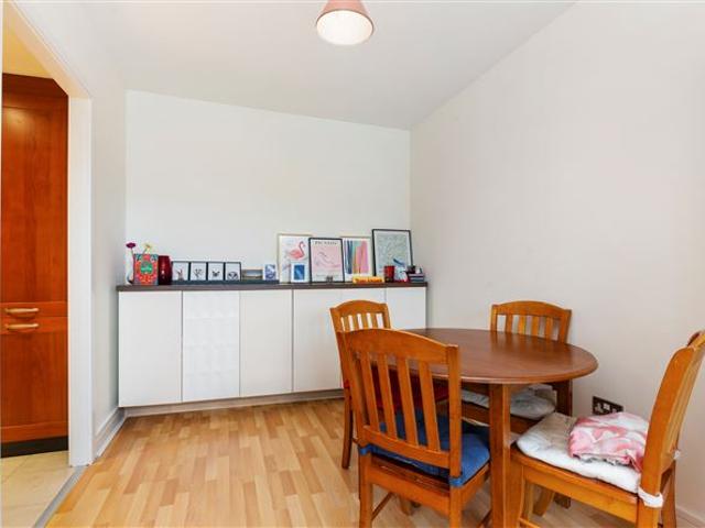 433 Longboat Quay North Apartments, Grand Canal Dk, Dublin 2 Eoin O'Neill Property Advisers 4920 MyHome. Ie Residential
