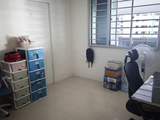 433 Tampines for Singles