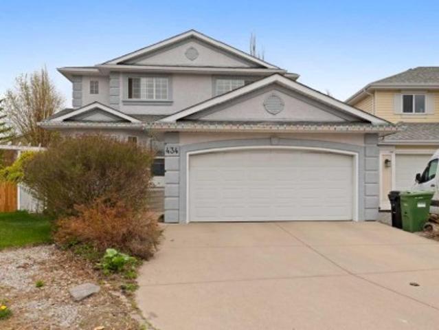 434 Douglas Woods Mews Se, Calgary, AB, T2Z 3B1 house for sale | Listing ID A2311 | Royal LePage