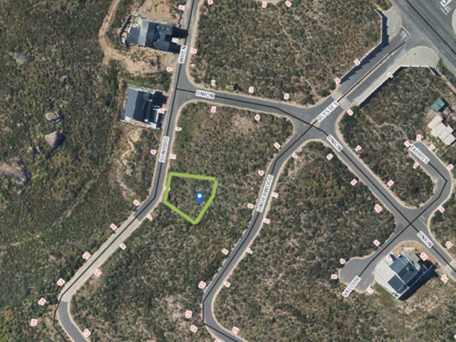 434 m² Land available in St Helena Views