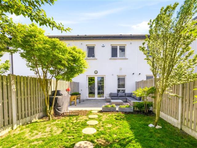 435,000 | 3 Elsmore Grove, Naas, Co. Kildare Byrne Malone Estate Agents 4998 MyHome. Ie Residential