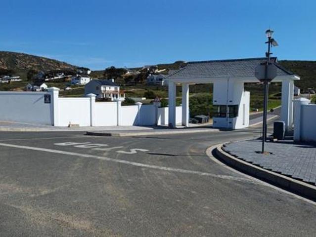 435 m² Land available in St Helena Views