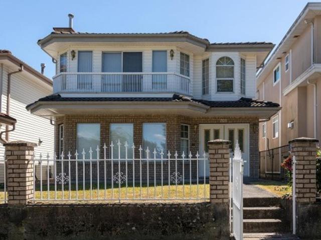 4368 Pandora Street, Burnaby, BC, V5C 2B7 house for sale | Listing ID R3136 | Royal LePage
