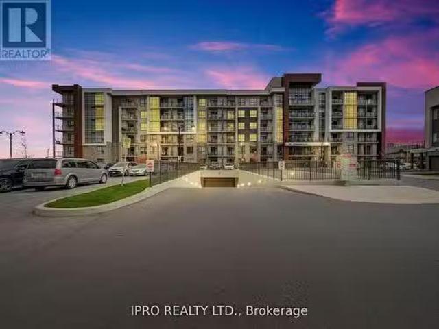 436 101 Shoreview Place, Hamilton, ON, L8E 0K2 condo for s.