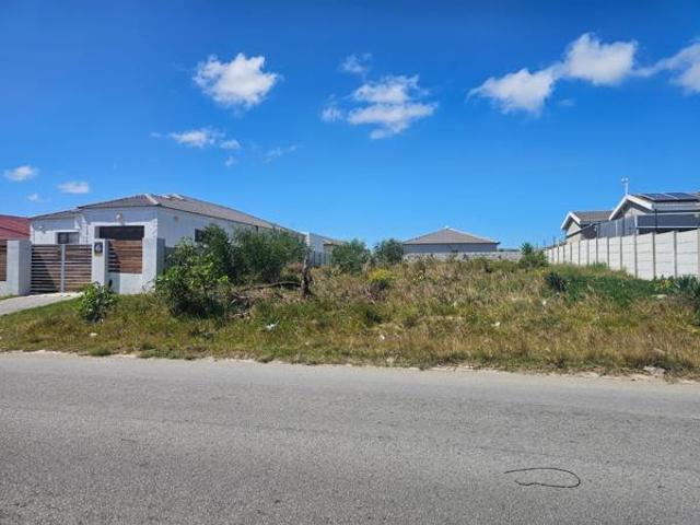 437 m² Land available in Fairview