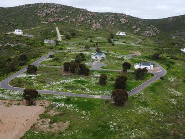 437 m² Land available in St Helena Views