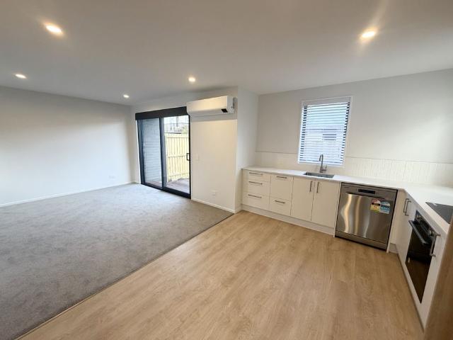 437 Worcester Street, Linwood