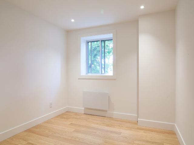 4390 Grand Boulevard 2 Bedroom Apartment for Rent at 4390 Grand Boulevard, Montréal, QC H4B 2X8 Loyola