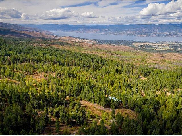 4390 Ruth Road Kelowna, British Columbia