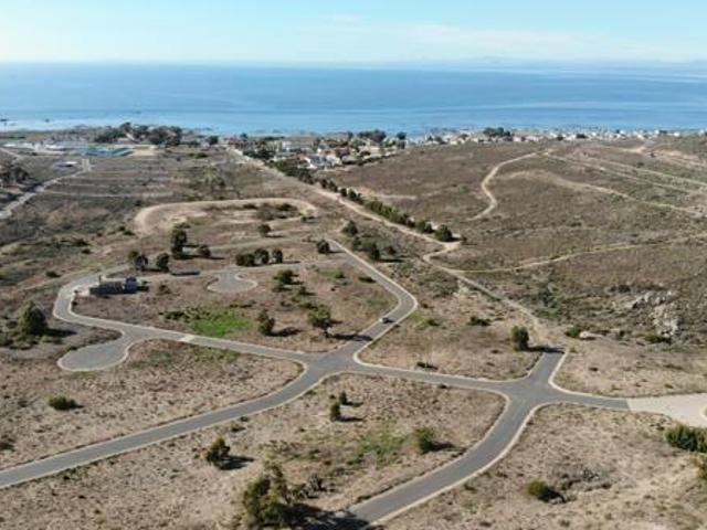 439 m² Land available in St Helena Views