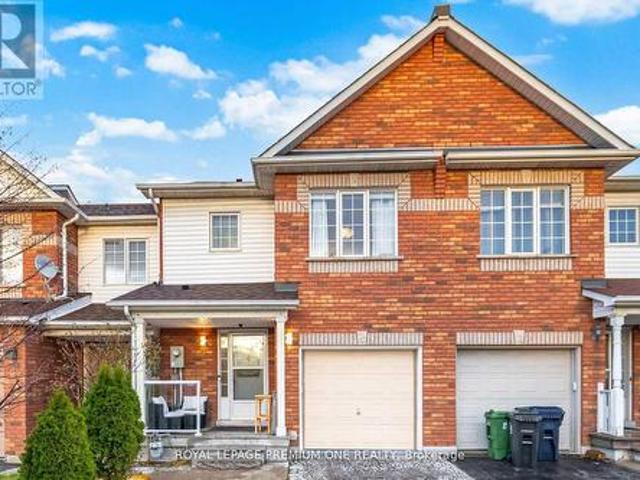 47 Triple Crown Avenue, Toronto, ON, M9W 7E5 house for sale | Listing ID W13476 | Royal LePage
