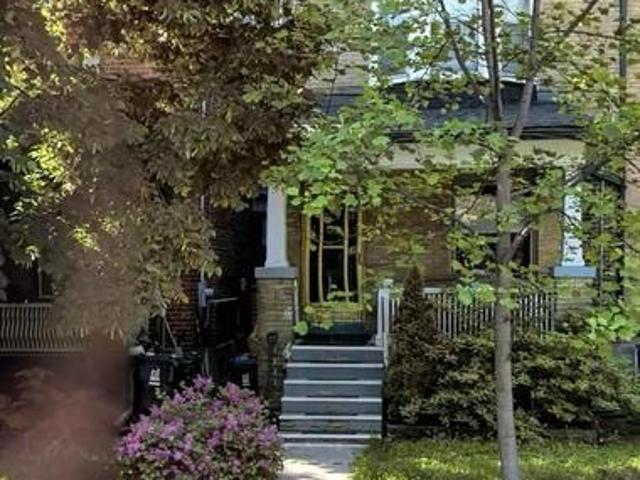 47 Vermont Avenue, Toronto, ON, M6G 2P6 house for lease | Listing ID C13453 | Royal LePage
