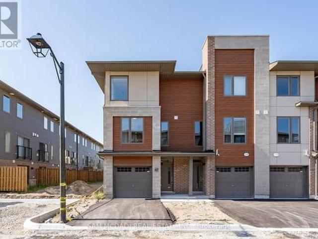 47 Winters Crescent, Collingwood, ON, L9Y 5H8 townhouse for sale | Listing ID S12183 | Royal LePage