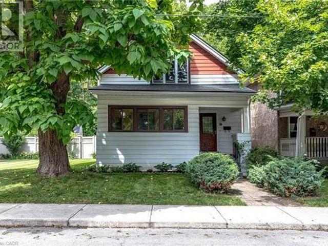 47 Witherspoon Street, Dundas, ON, L9H 2C4 house for sale | Listing ID 40846 | Royal LePage