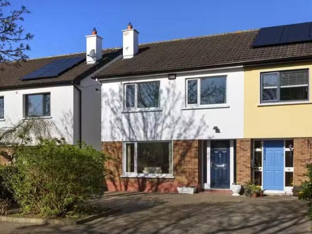 47 Barclay Court, Blackrock, Co. Dublin, A94K0T3 is for sale