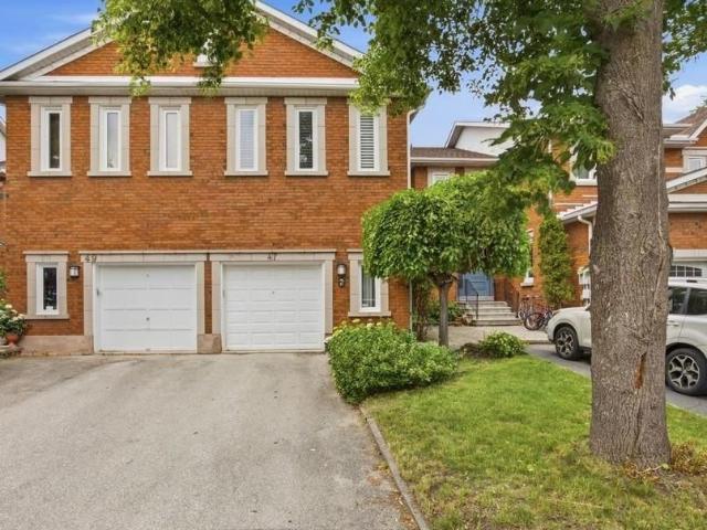 47 Brownstone Circle, Thornhill | 3Beds/4Bath, Townhouse, $1,099,900 | Condos. Ca