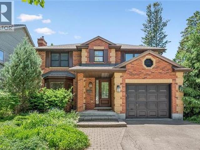 47 Caledonia Street, Guelph, ON, N1G 2C8 house for sale | Listing ID 40837 | Royal LePage