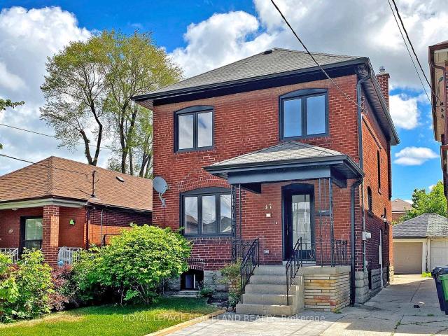 47 Chamberlain Avenue in Toronto: Briar Hill Belgravia House for lease Toronto W04: MLS®# W13654998