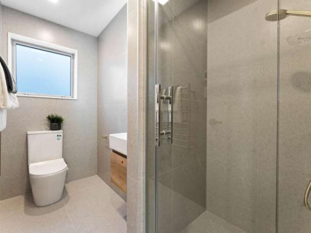 47 Chamberlain Road, Massey, Waitakere City