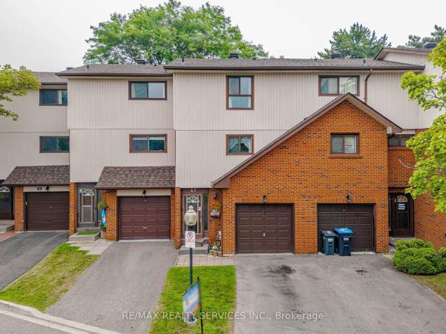 47 Dawson Crescent, Brampton | 3Beds/2Bath, Townhouse, $599,000 | Condos. Ca