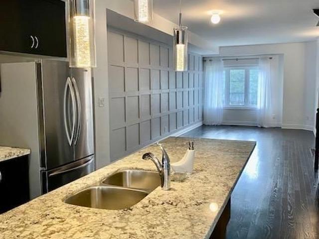 47 Dryden Way, Etobicoke | 3+1Beds/3Bath, Townhouse, $3,700/mo | Condos. Ca