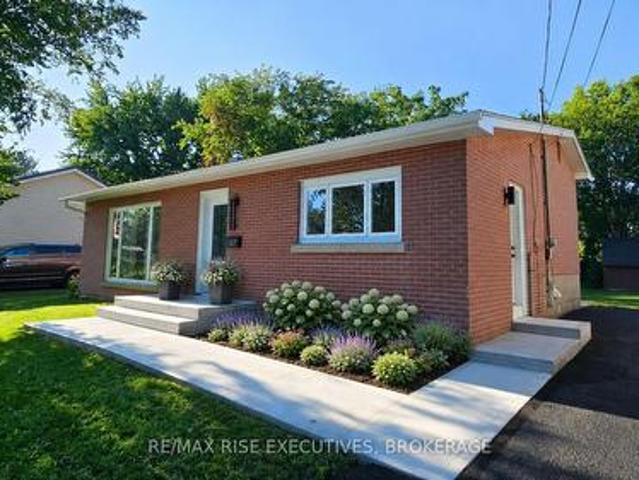 47 Henry Crescent, Loyalist Amherstview, ON, K7N 1G6 house for sale | Listing ID X13710 | Royal LePage