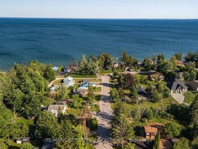 47 Lakeshore Road W, Oro Medonte, ON, L0L 2E0 house for sale | Listing ID S12313 | Royal LePage