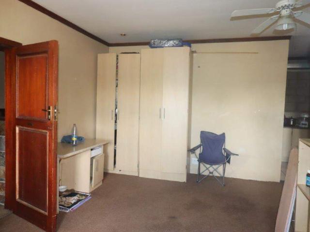 47 m2 flatlet 1st floor for sale in Villa Favourita Brandwag