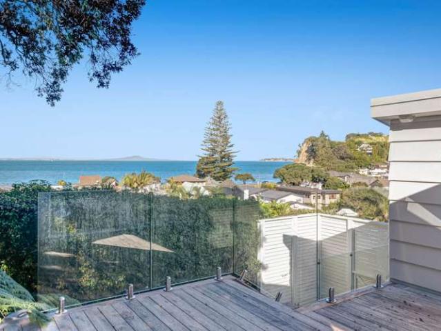 47 McKenzie Avenue, Arkles Bay, Rodney