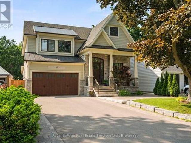 47 Park Avenue E, Burlington Lasalle, ON, L7T 1Y2 Luxury House for sale | Listing ID W13454 | Royal LePage Carriage Trade Luxury Properties
