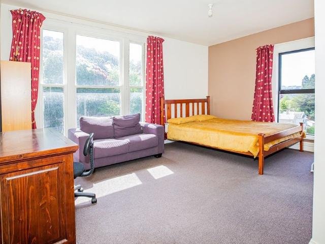 47 Park Street, North Dunedin