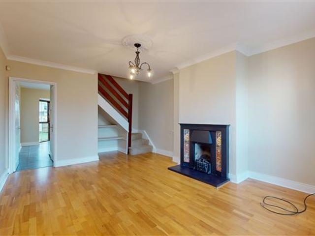 47 Springlawn Close, Clonsilla, Dublin 15 RE/MAX Property Centre Team Myles O'Donoghue 4898 MyHome. Ie Residential
