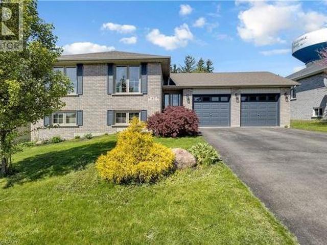 47 Sunnyside Drive, St. George, ON, N0E 1N0 house for sale | Listing ID 40829 | Royal LePage