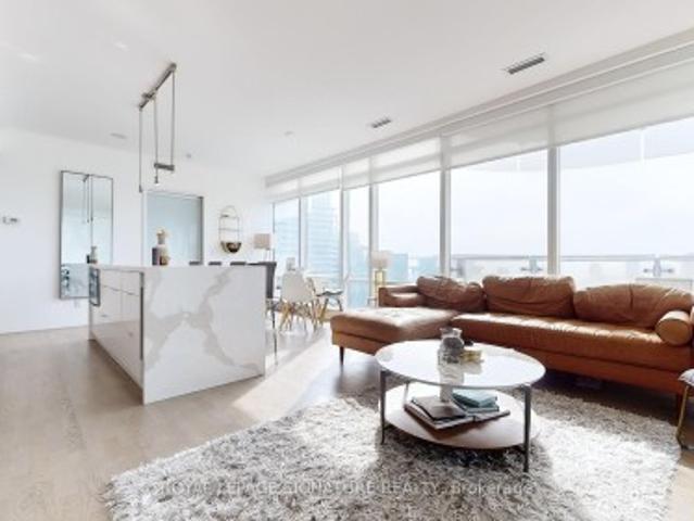 4406 1 Bloor Street E, Toronto, ON, M4W 0A8 condo for sale | Listing ID C12752 | Royal LePage
