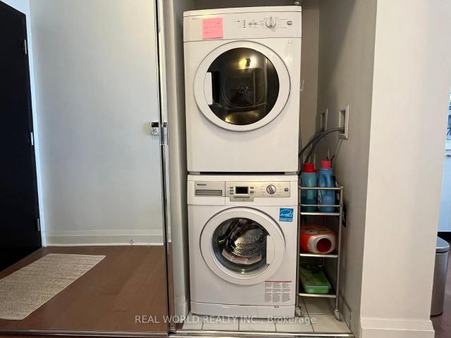 4406 65 St Mary Street, Toronto | 1+1Beds/1Bath, Condo, $3,200/mo | Condos. Ca