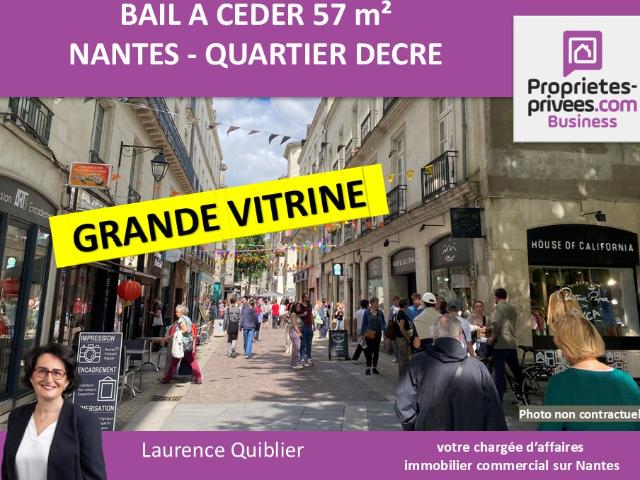 44000 NANTES LOCAL COMMERCIAL A CEDER GRANDE VITRINE