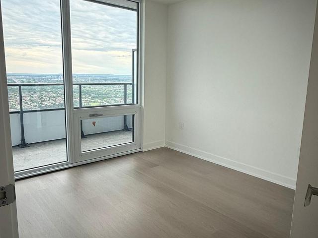 4401 Burnhamthorpe Road W, Mississauga | 2Beds/2Bath, Condo, $2,700/mo | Condos. Ca