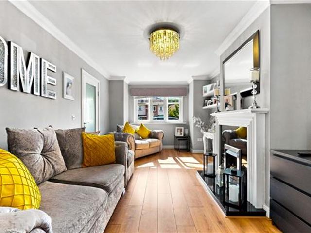 440,000 | 18 Ballyowen Square, Lucan, Dublin Dixon Residential Limited 5021 MyHome. Ie Residential