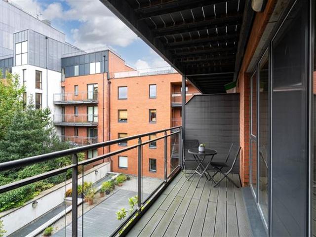 440,000 | 22 Chancery Court, Bride Street, Dublin 8 DNG Central 4956 MyHome. Ie Residential