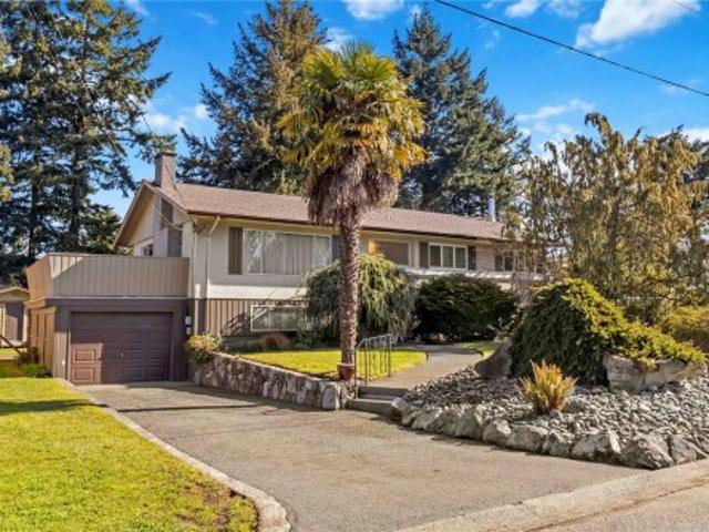 4418 Chartwell Dr, Saanich, BC, V8N 2R3 house for sale | Listing ID 1030 | Royal LePage