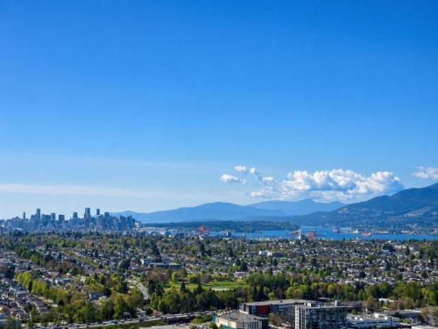 4411 2 Gilmore Avenue, Burnaby, BC, V5C 0N8 Single Family Property For Sale | Listing ID R3116 | Royal LePage