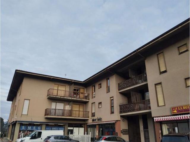 441/2025 U BG appartamento con cantina, sottotetto ed autorimessa