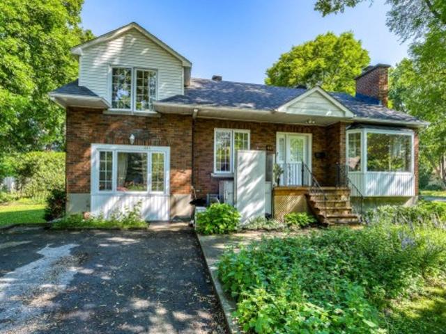 441 St Lawrence Road, Beaconsfield, QC, H9N 3G8 house for sale | Listing ID 18954 | Royal LePage
