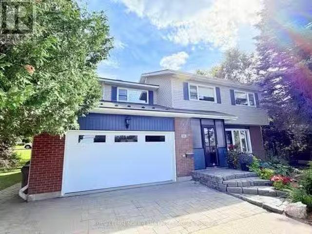 441 Ross Avenue E, Timmins Tne Hill District, ON, P4N 5X5.