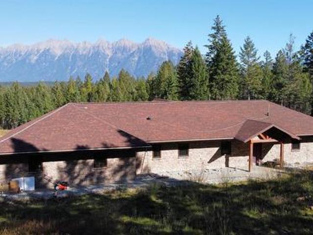 4427 Ferguson Road, Mayook, BC, V0B 2J0 house for sale | Listing ID 10381 | Royal LePage