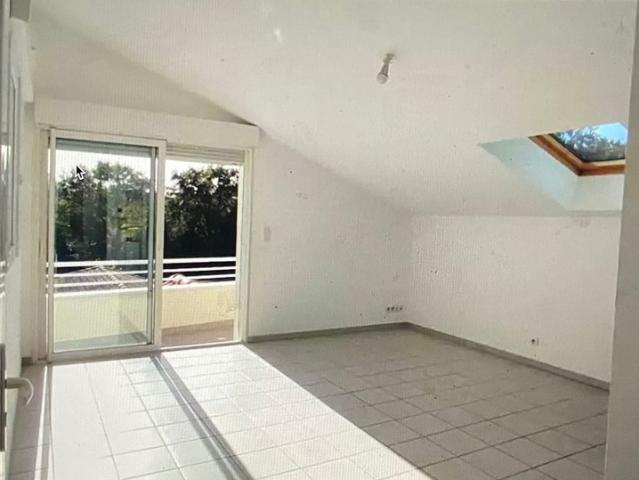 44210 PORNIC IDÉALEMENT SITUÉ 3 PIECES 58M2 TERRASSE LUMINEUX DERNIER ETAGE VUE DEGAGEE PARKING CALME ABSOLU