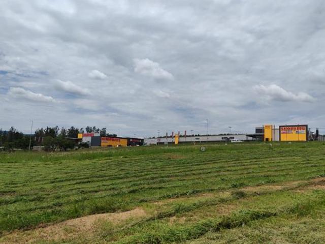 442 m² Land available in Kamagugu