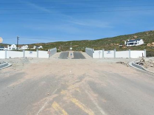 442 m² Land available in St Helena Views